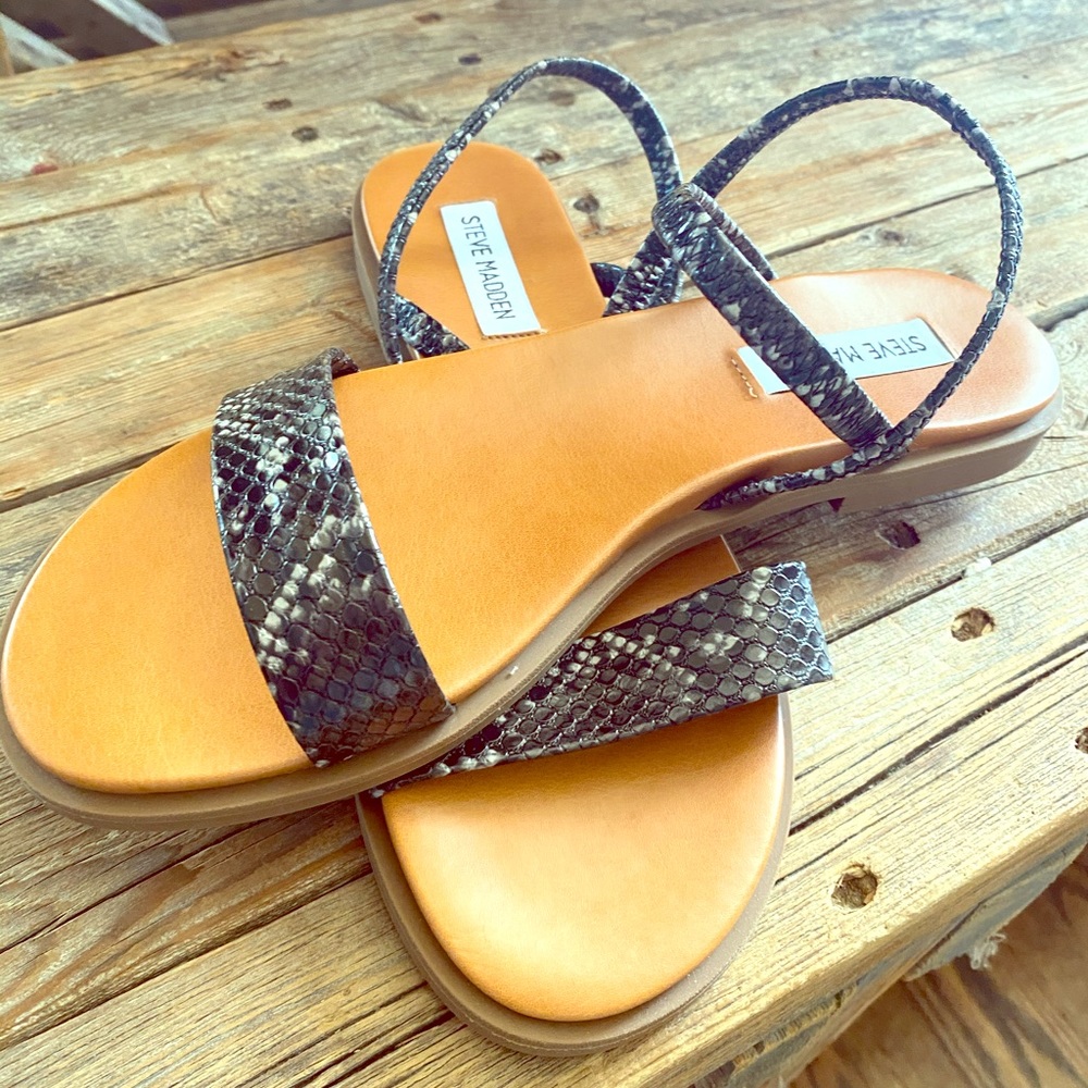 Steve Madden sandals never worn.